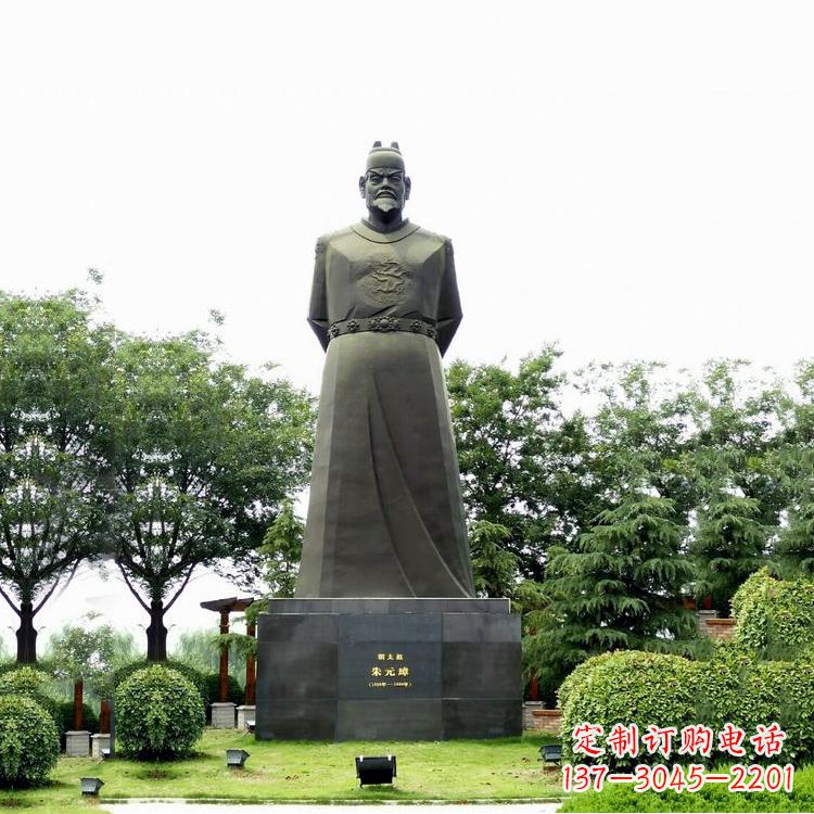 绍兴“洪武之治”明太祖石雕塑像