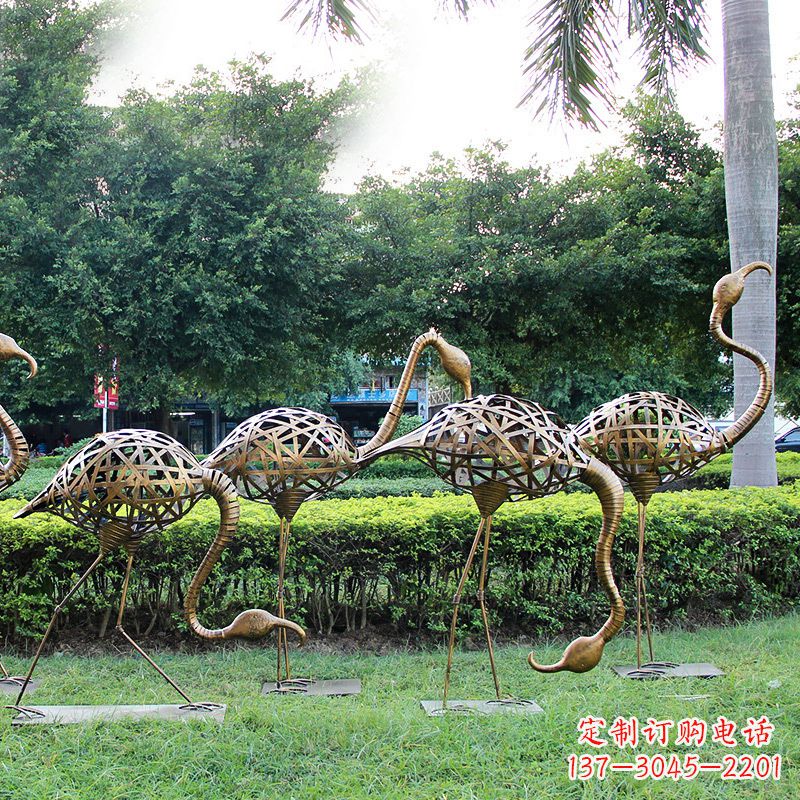 绍兴不锈钢抽象网格仙鹤,公园草坪动物雕塑摆件