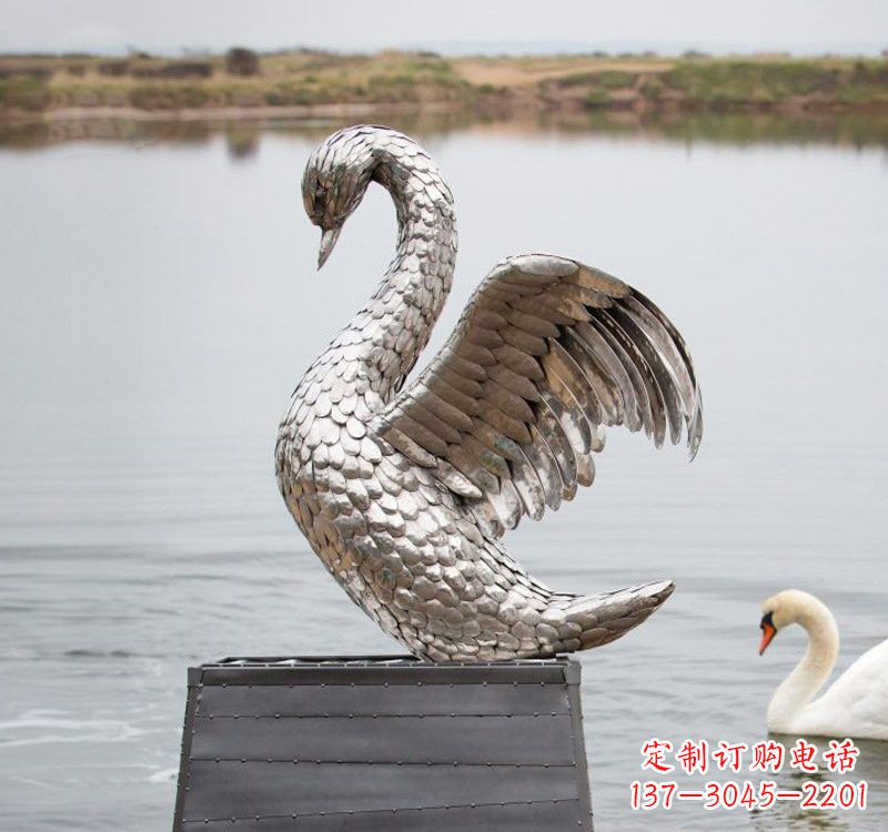 绍兴不锈钢雕刻的优雅天鹅