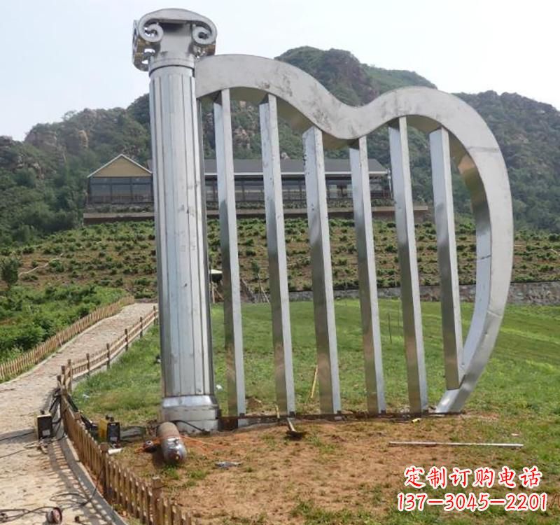 绍兴不锈钢竖琴雕塑——雕塑艺术的精粹