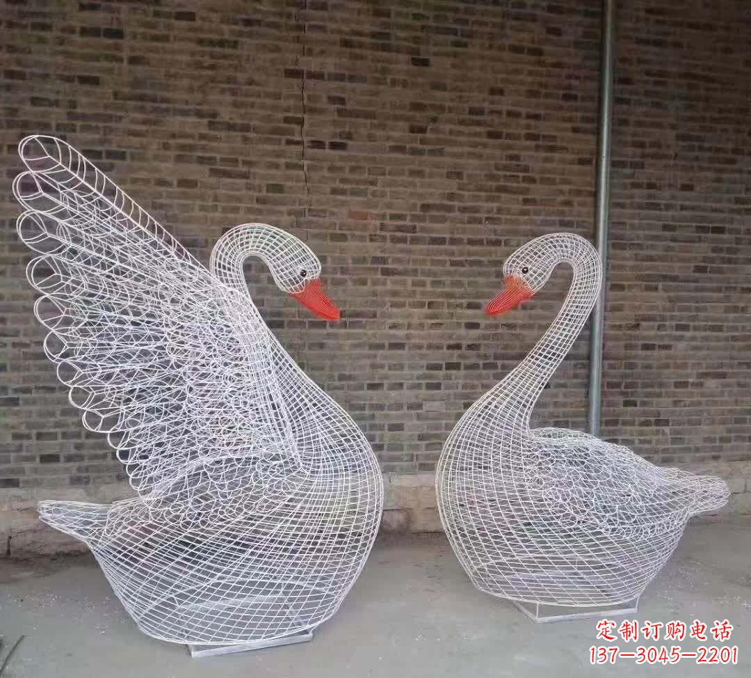 绍兴不锈钢镂空天鹅雕塑——美丽动人