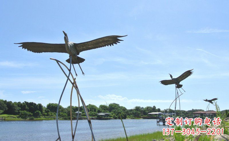 绍兴不锈钢仙鹤雕塑象征着自由之美