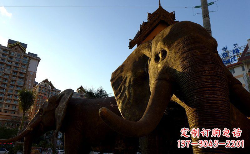 绍兴步行街上的大象雕塑——给街道带来活力