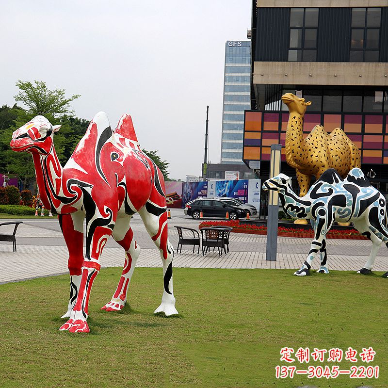 绍兴彩绘骆驼不锈钢雕塑城市园林的精美装饰