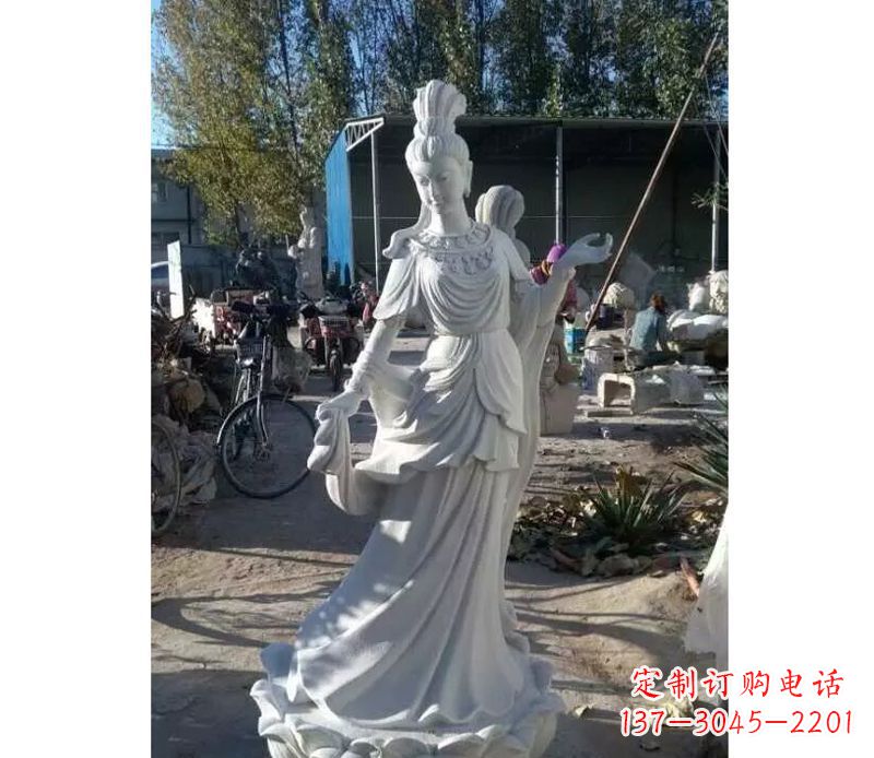 绍兴传奇女神嫦娥的雕塑