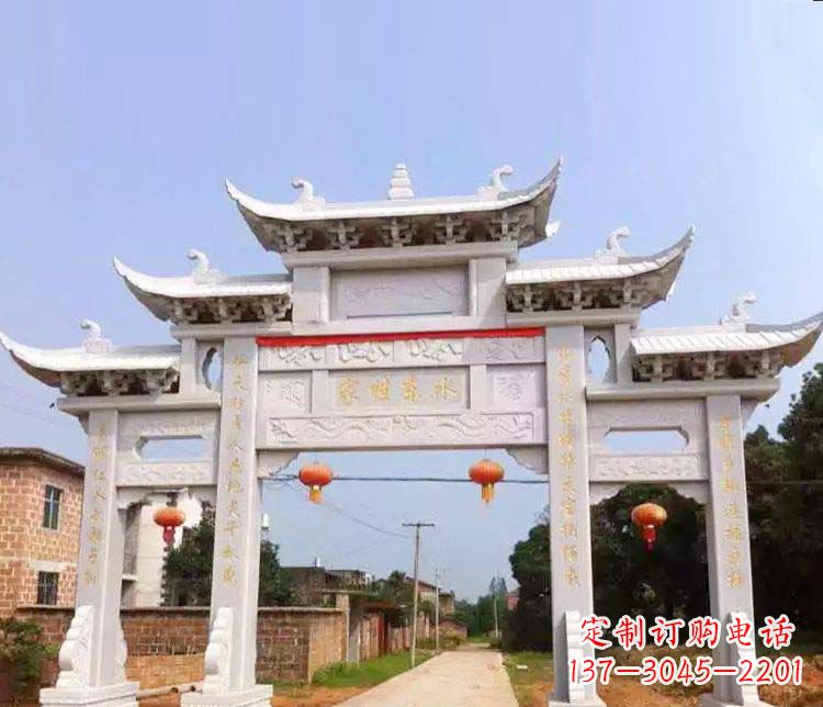 绍兴村庄三门五楼牌坊石雕