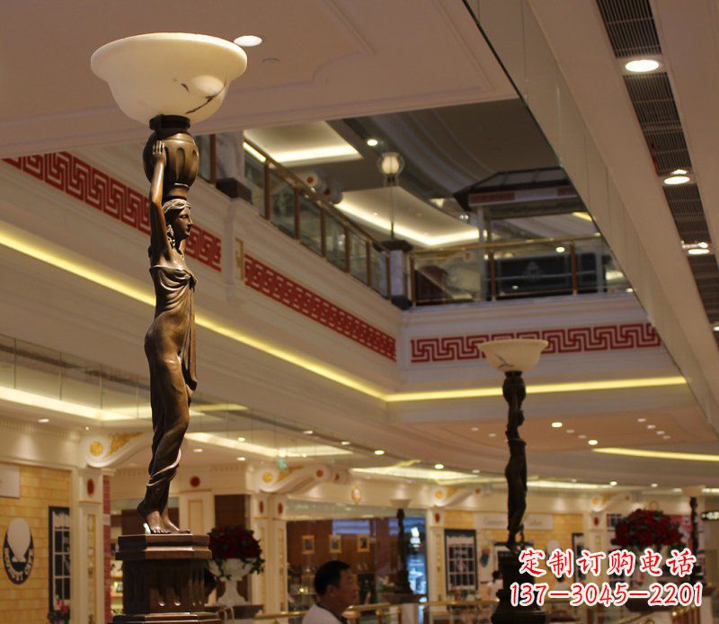 绍兴高端玻璃钢仿铜雕塑——女人雕塑