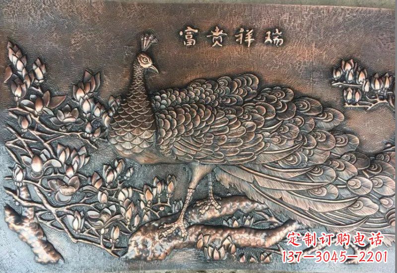 绍兴华丽锻铜孔雀雕塑