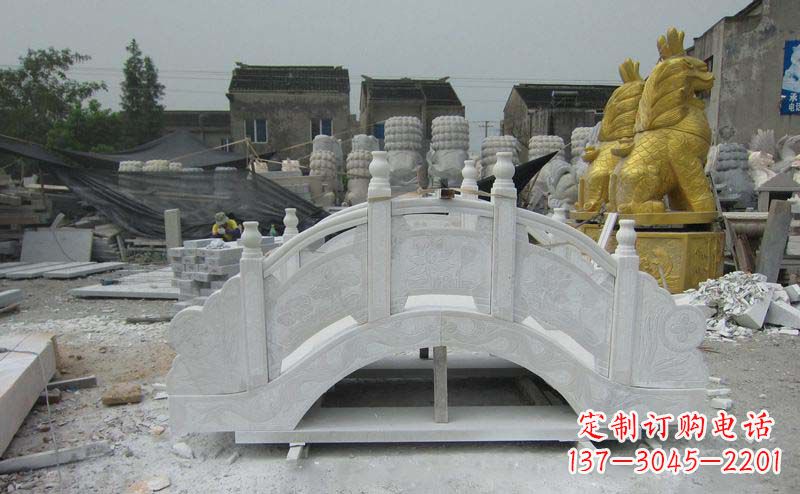 绍兴精美的大理石拱桥雕塑