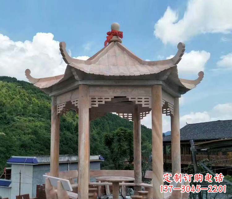 绍兴一流的公园晚霞红六角石雕凉亭
