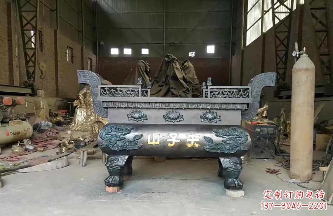 绍兴寺庙香炉铜雕12