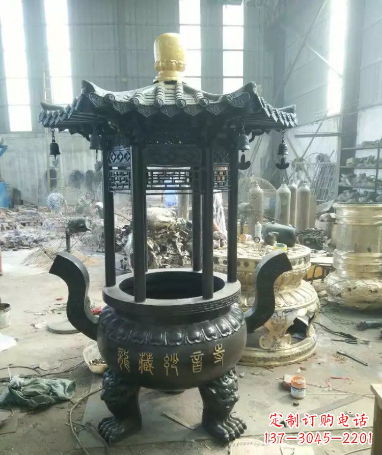 绍兴寺庙圆香炉铜雕 (2)