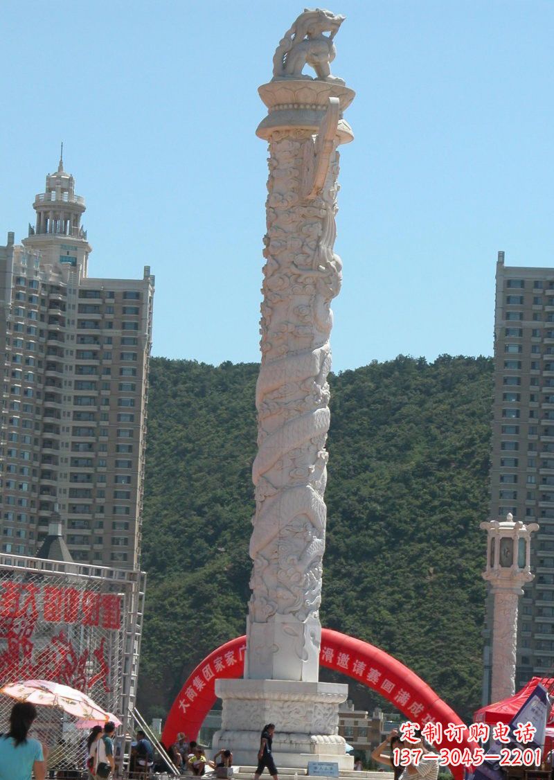 绍兴晚霞红广场龙柱