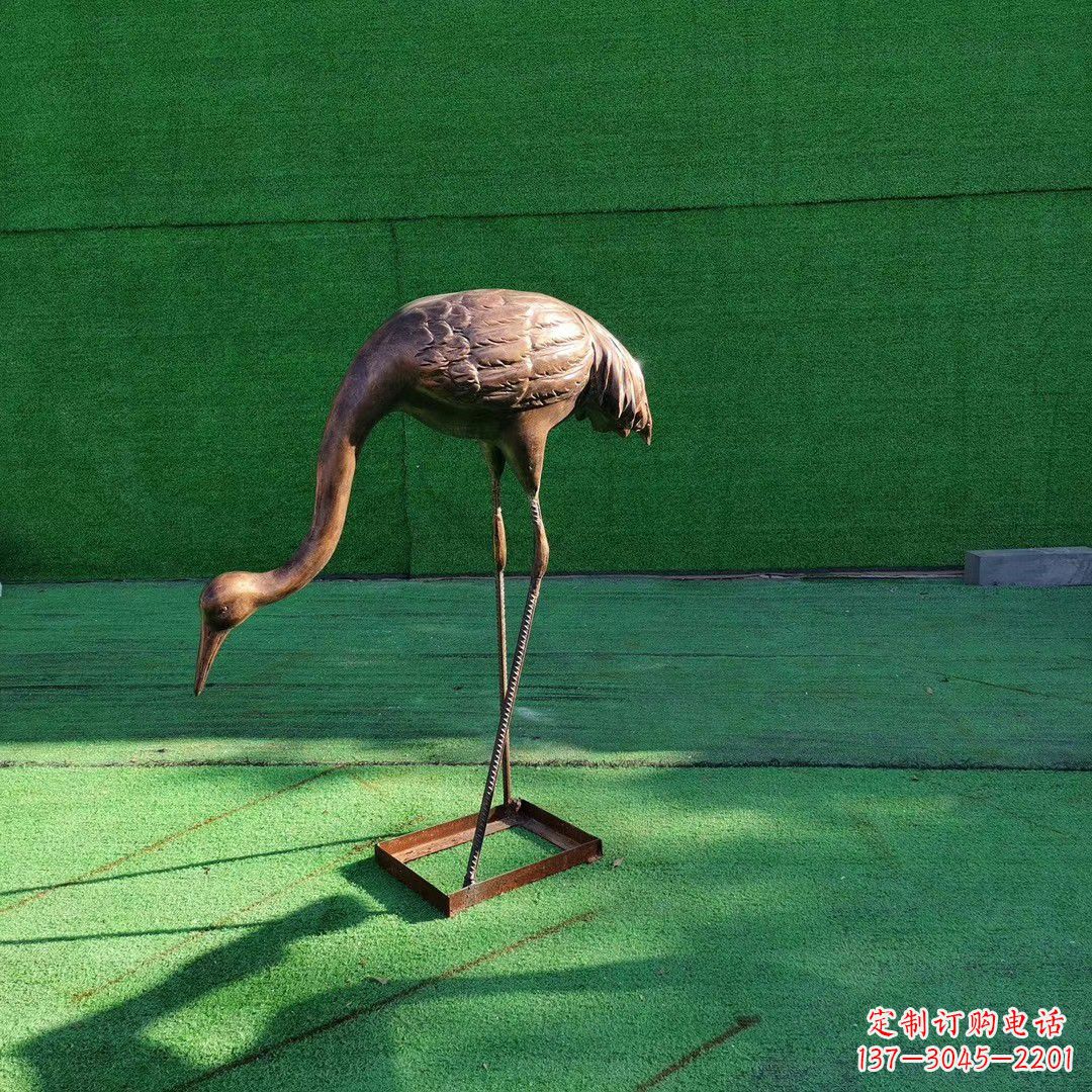 绍兴仙鹤拉鼓铜雕塑