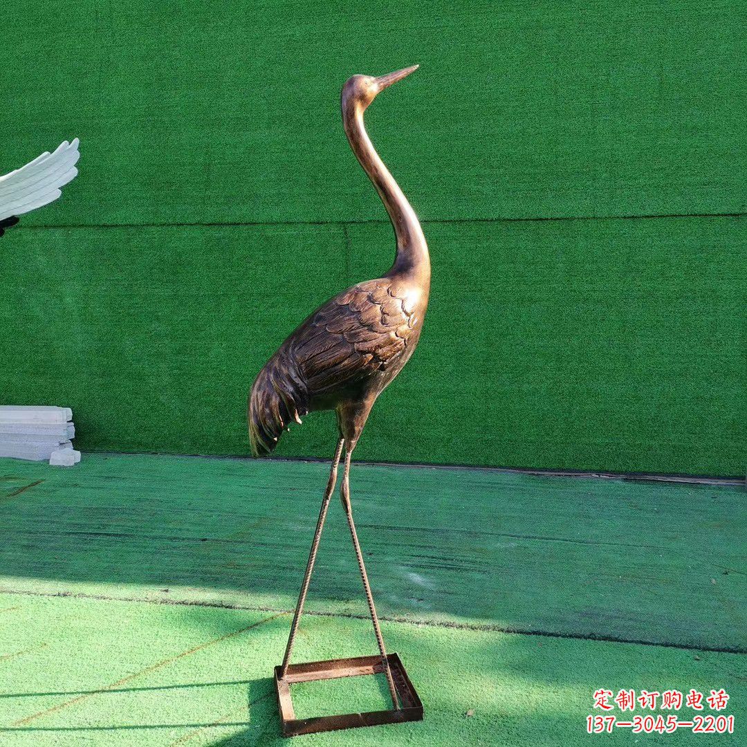 绍兴仙鹤衔芝铜雕